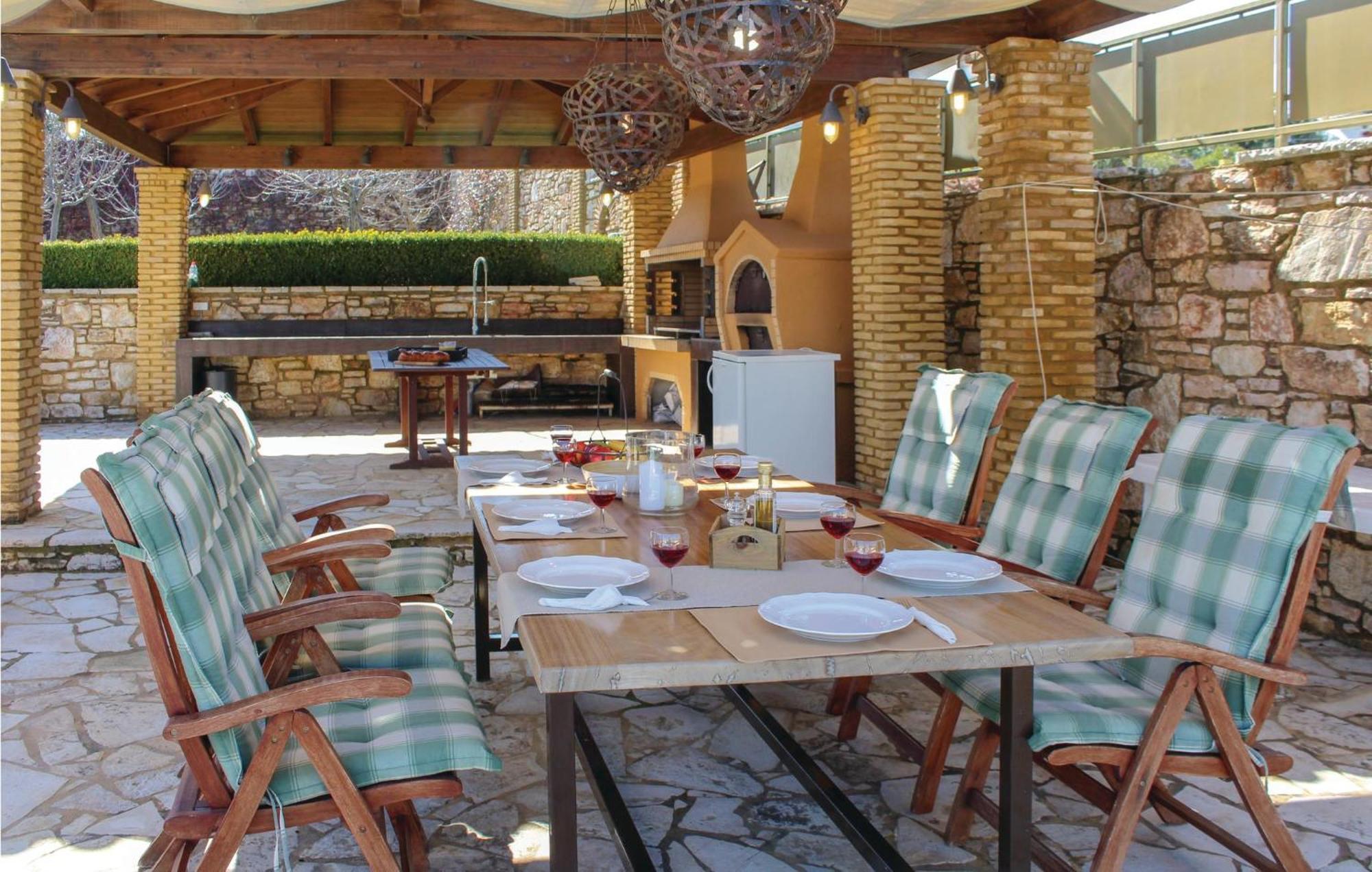 Amazing Home In Koroni With Wifi Экстерьер фото