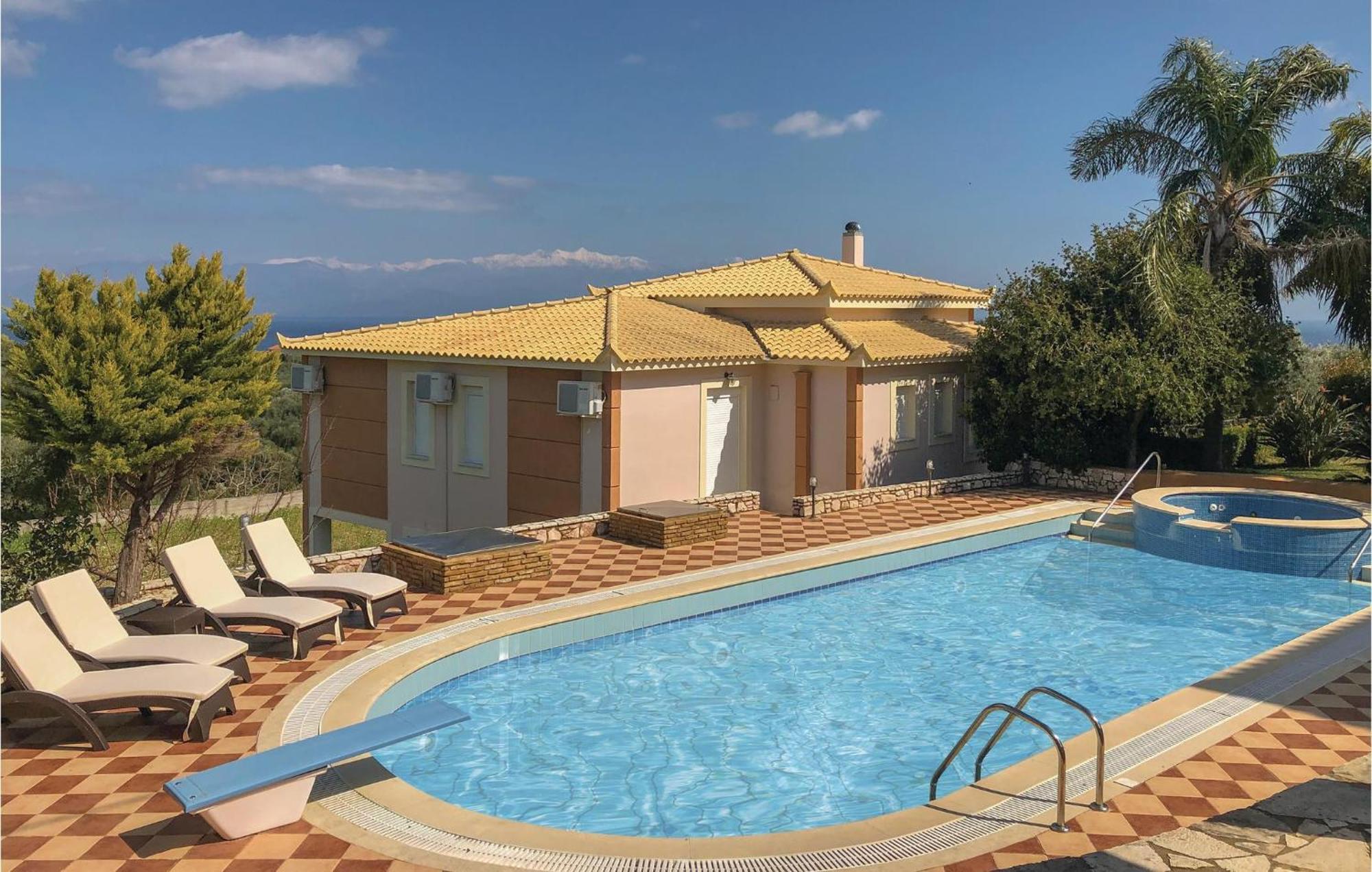 Amazing Home In Koroni With Wifi Экстерьер фото