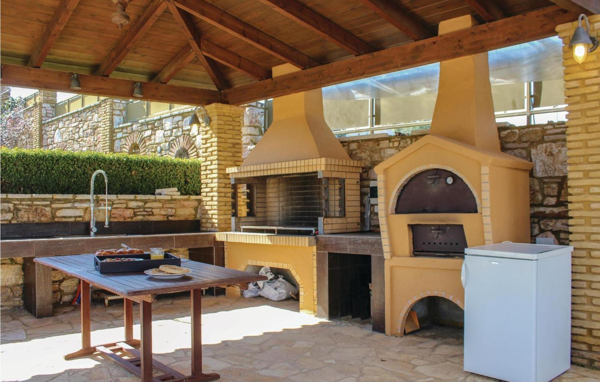 Amazing Home In Koroni With Wifi Экстерьер фото